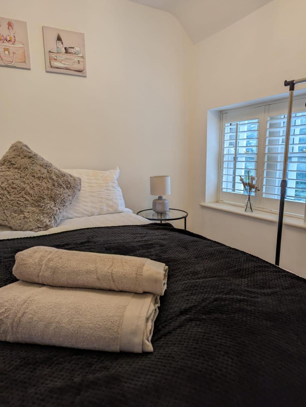 2-Bed Apartment Heart Of คาร์ดิฟฟ์ ภายนอก รูปภาพ